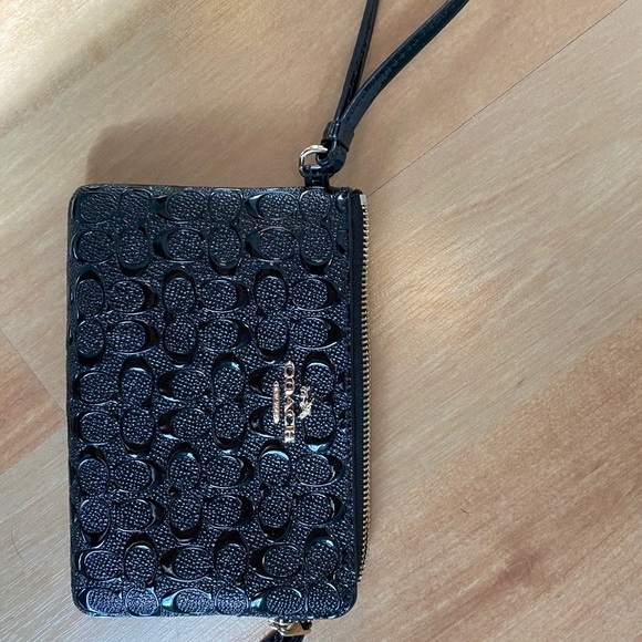 Coach Wristlet - Picture 1 of 3